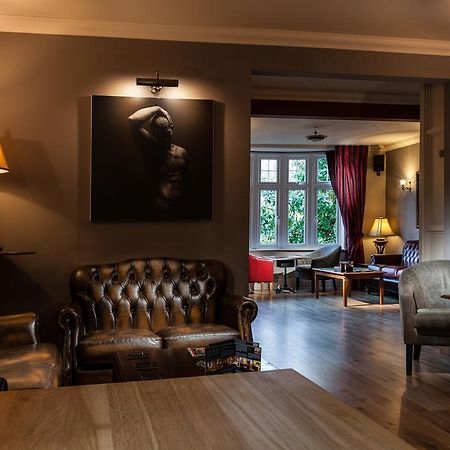 Hotel De Vie Фарнем Экстерьер фото