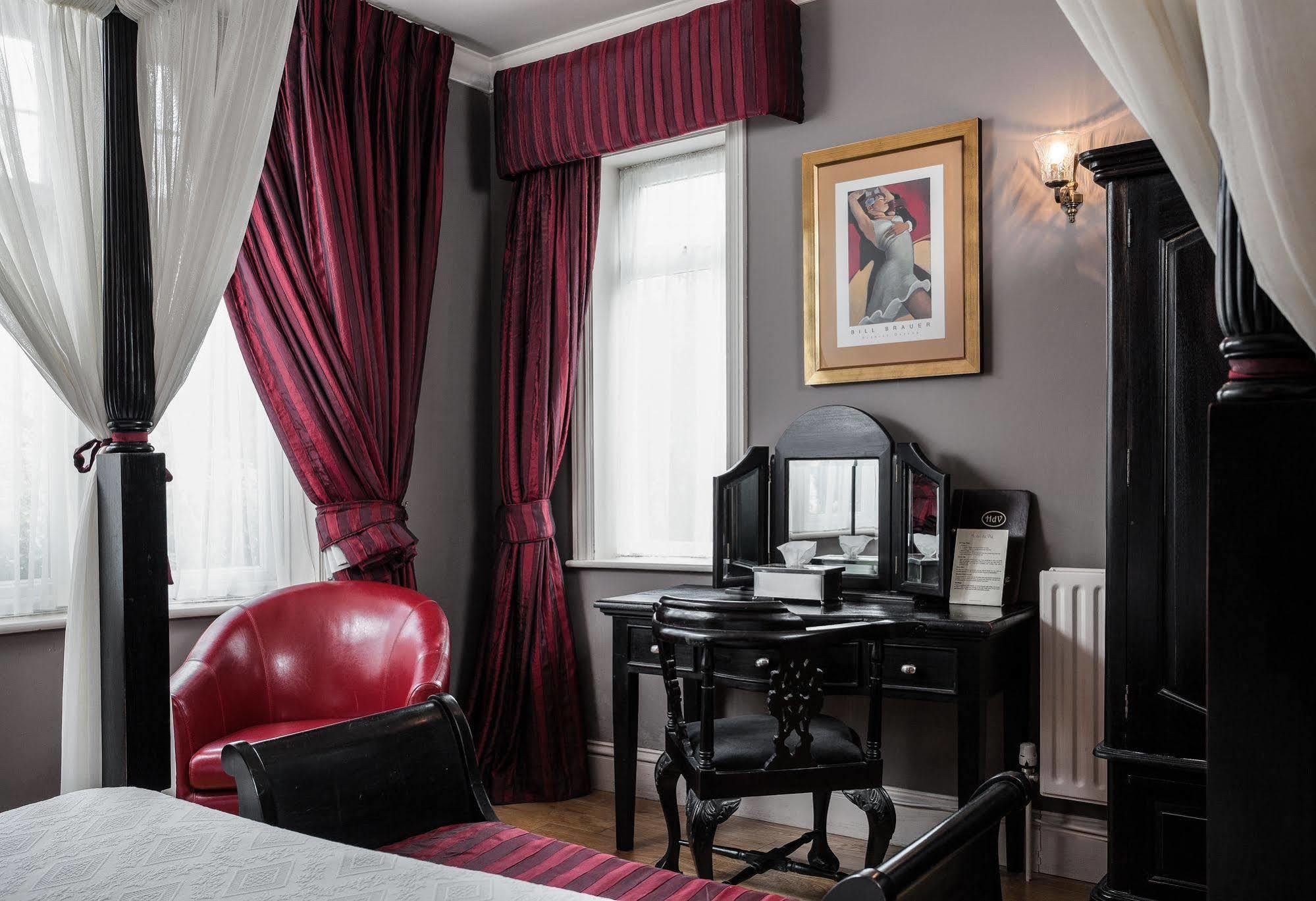 Hotel De Vie Фарнем Экстерьер фото